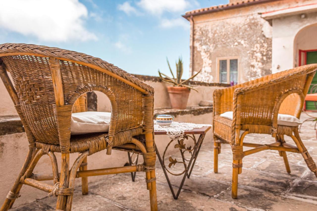 Bed and Breakfast Palazzo Pascale Casal Sottano Exterior foto